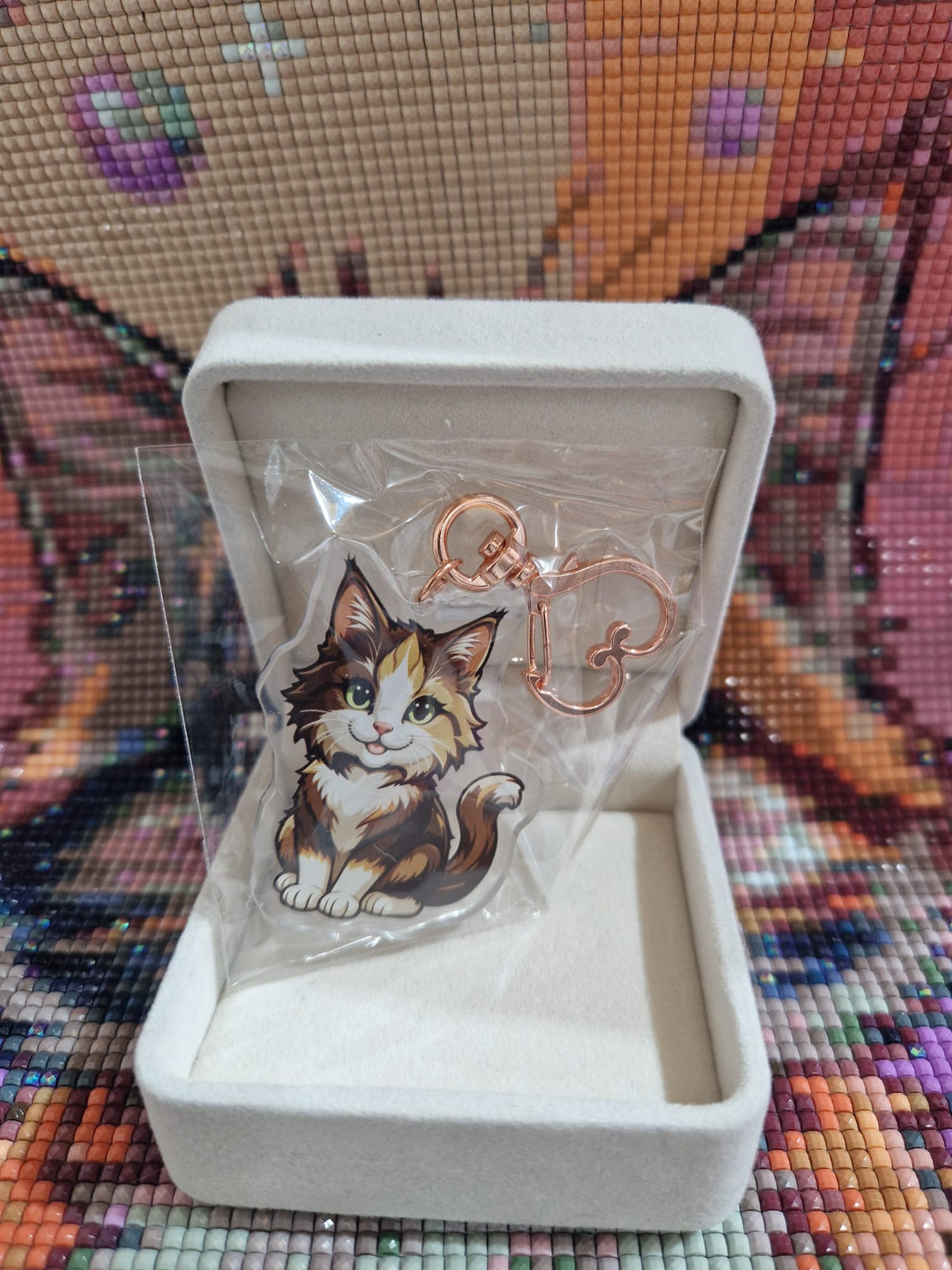 Acryl - Schlüsselanhänger mit Lucky Maskottchen ROSÉ HERZ - Lucky Soul Diamonds