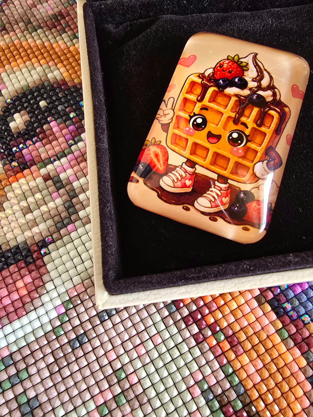 Cover Minder "Waffelini" mit Glas & Magnet
