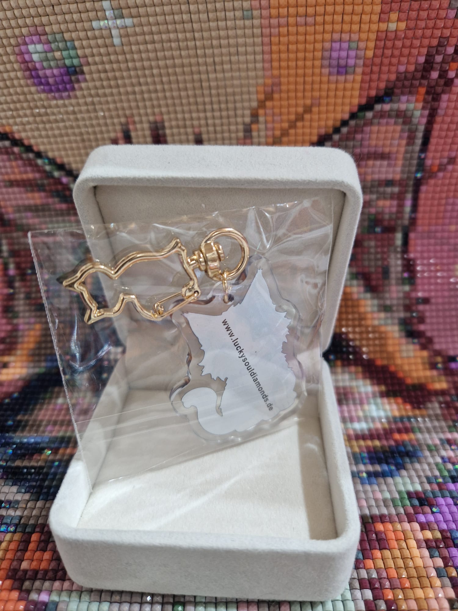 Acryl - Schlüsselanhänger mit Lucky Maskottchen GOLD KATZE - Lucky Soul Diamonds